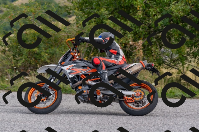 202509141026-DSC_1428_c4_