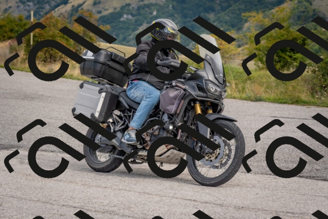 202509141031-DSC_1464_c4_