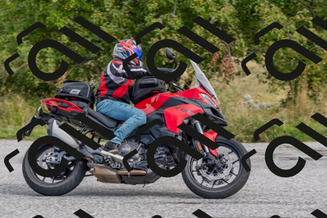 202509141034-DSC_1482_c4_