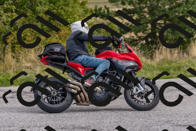 202509141034-DSC_1492_c4_