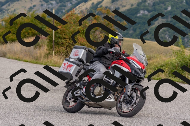 202509141034-DSC_1493_c4_