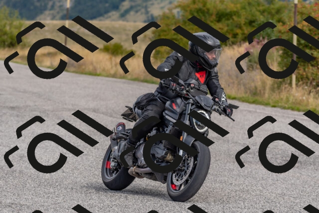 202509141037-DSC_1496_c4_