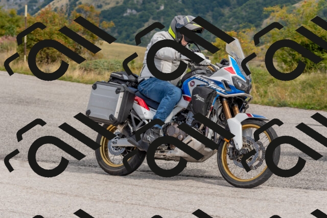 202509141102-DSC_1688_c4_