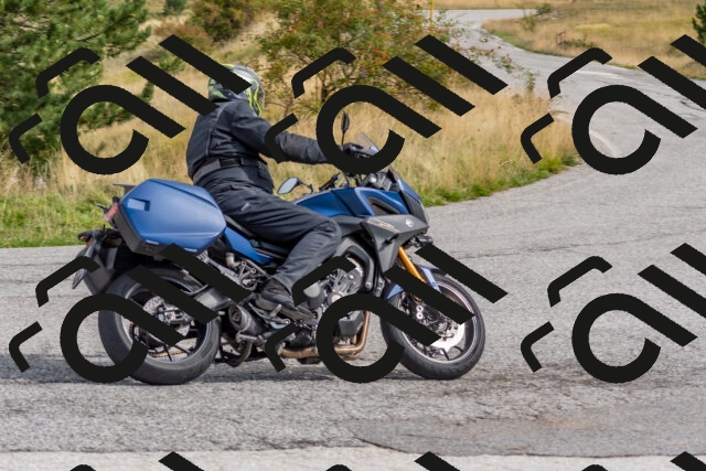 202509141106-DSC_1694_c4_