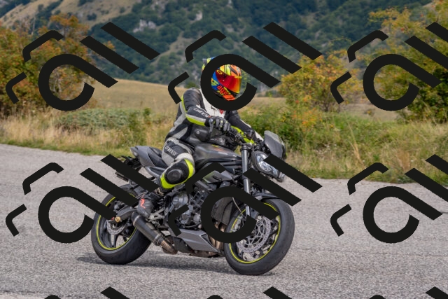 202509141114-DSC_1740_c4_