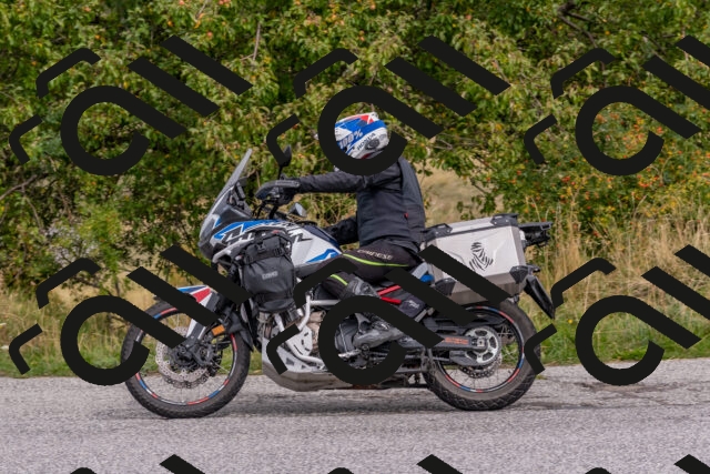 202509141207-DSC_2364_c4_