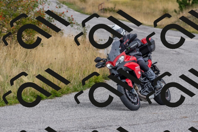 202509141208-DSC_2366_c4_