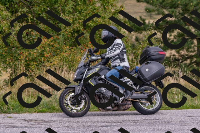 202509141211-DSC_2389_c4_