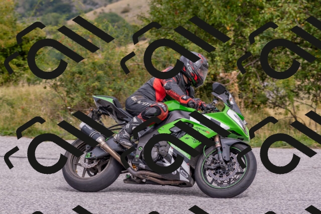 202509141217-DSC_2451_c4_