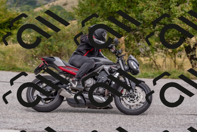 202509141227-DSC_2585_c4_