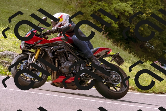 202509141037-_DSC0207_d1_