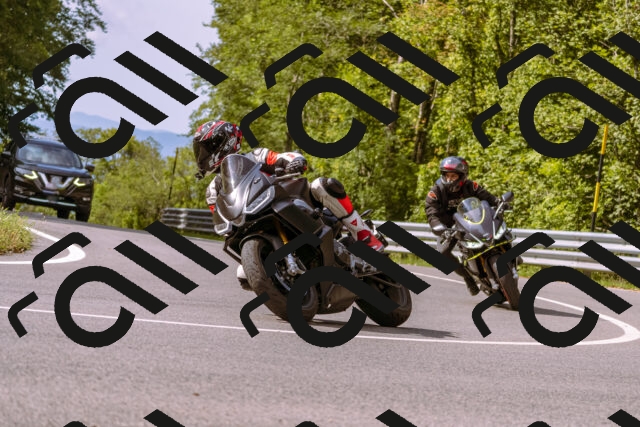 202509141057-_DSC0301_d1_