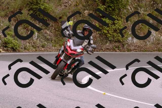 202509141201-_DSC0759_d1_