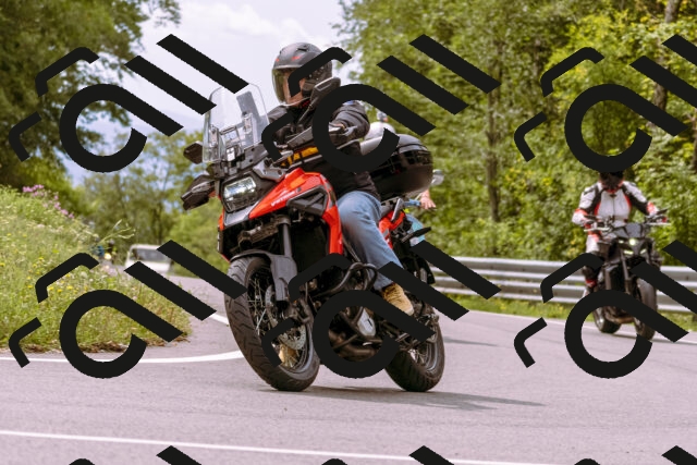 202509141221-_DSC0956_d1_