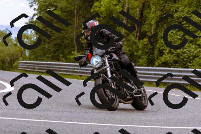 202509141228-_DSC1006_d1_