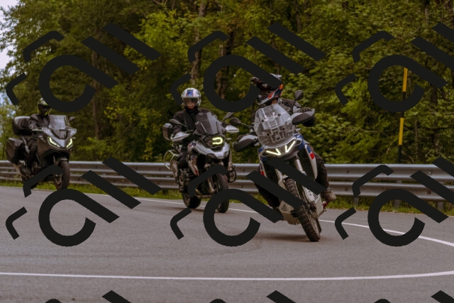 202509141234-_DSC1025_d1_