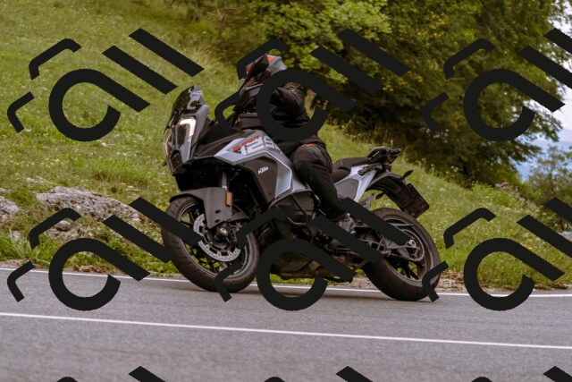 202509141240-_DSC1054_d1_