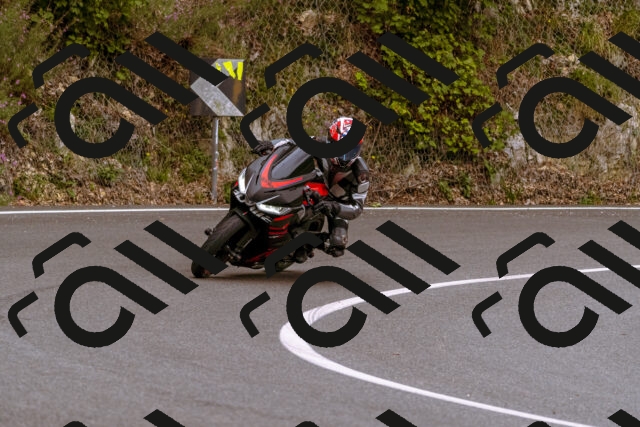 202509141247-_DSC1107_d1_