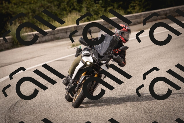 20250914142932-0AP_0882_c5_