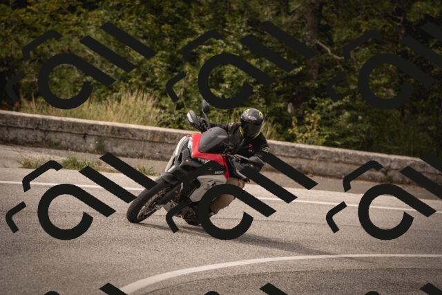 20250914144904-0AP_0928_c5_