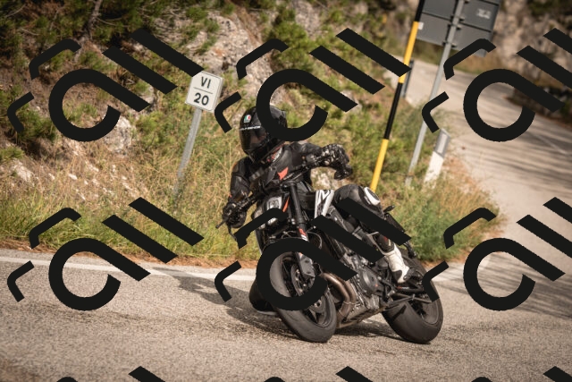 20250914150002-0AP_0957_c5_