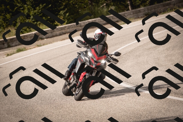 20250914151110-0AP_1004_c5_