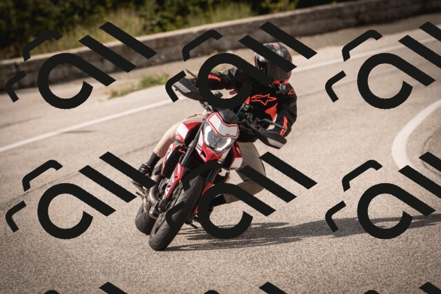 20250914152035-0AP_1038_c5_