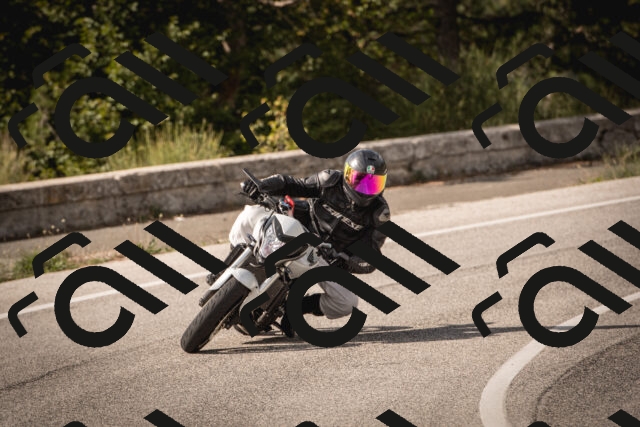 20250914153306-0AP_1060_c5_