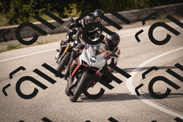 20250914153308-0AP_1062_c5_