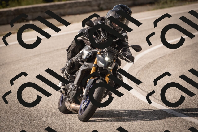 20250914153308-0AP_1063_c5_