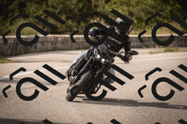 20250914153755-0AP_1078_c5_