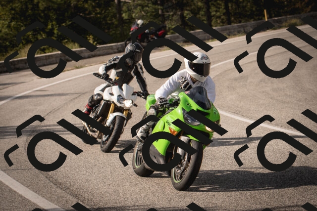 20250914160907-0AP_1208_c5_