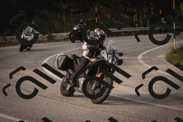 20250914173420-0AP_1301_c5_