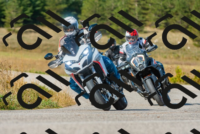 20250914100437_-R023097_r2