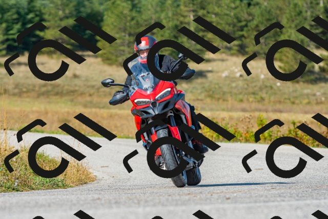 20250914100459_-R023106_r2