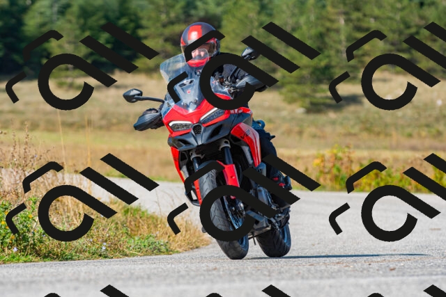 20250914100500_-R023107_r2