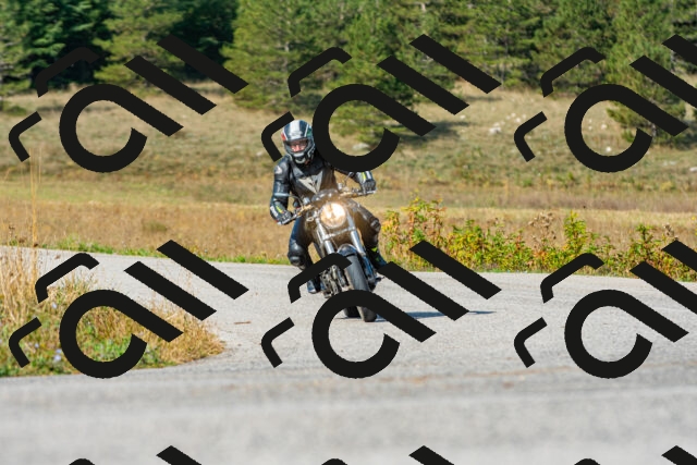 20250914101057_-R023111_r2