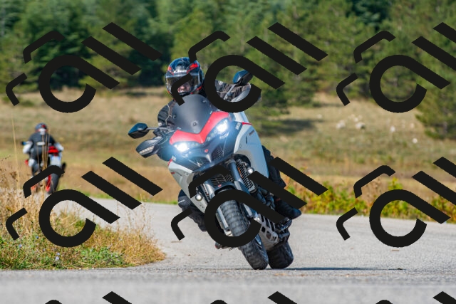 20250914101605_-R023138_r2