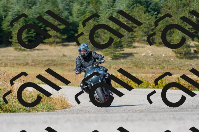 20250914102017_-R023170_r2