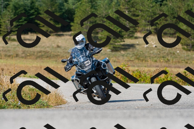 20250914102212_-R023191_r2