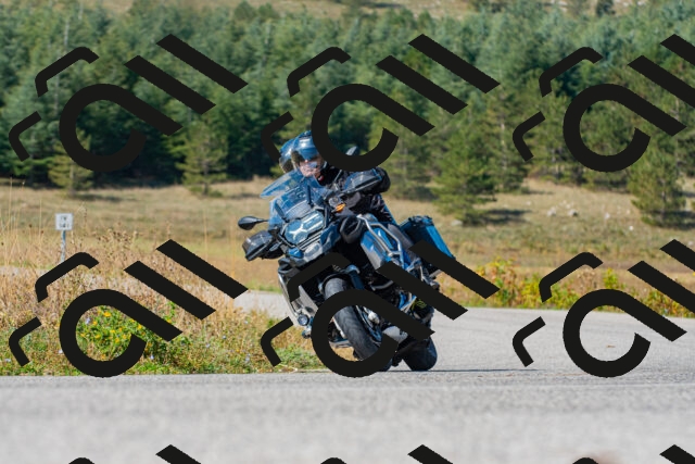 20250914110518_-R023418_r2