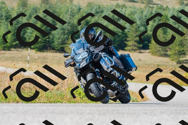 20250914110518_-R023419_r2