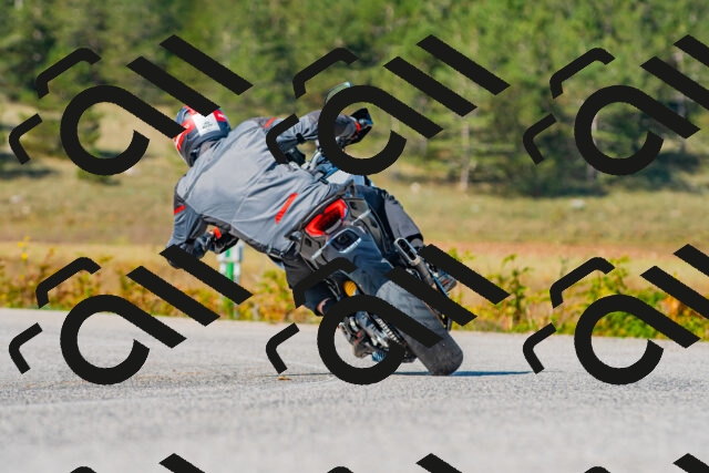 20250914110610_-R023424_r2