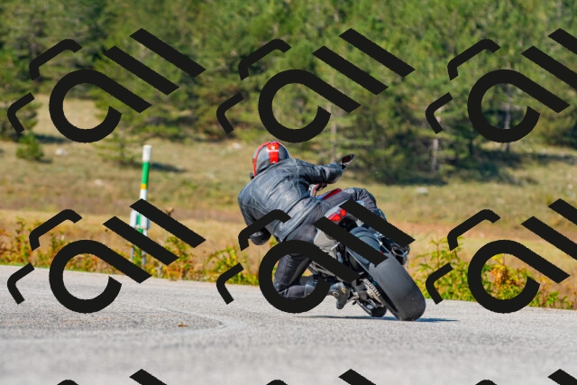 20250914110629_-R023441_r2