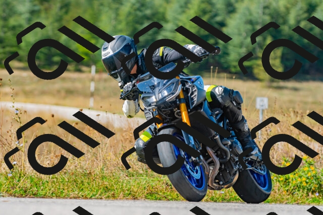 20250914111059_-R023475_r2