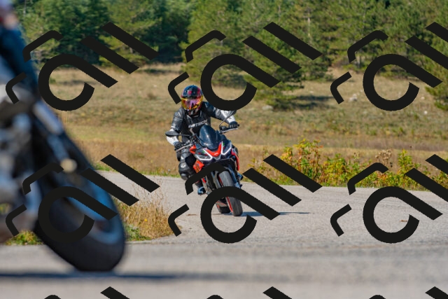 20250914111107_-R023479_r2