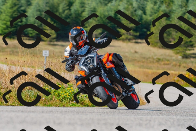 20250914111207_-R023504_r2