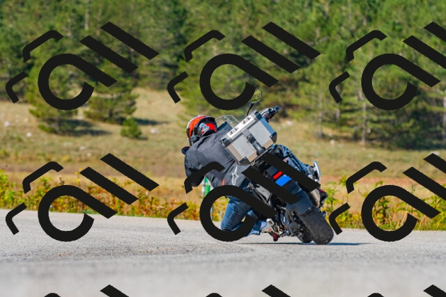 20250914111927_-R023586_r2