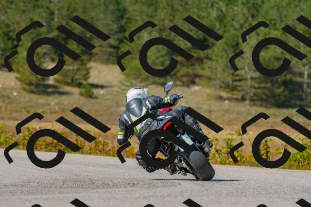 20250914112009_-R023603_r2