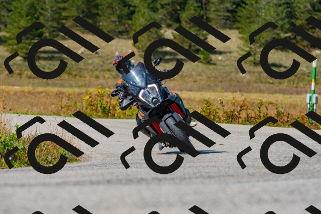 20250914113036_-R023679_r2